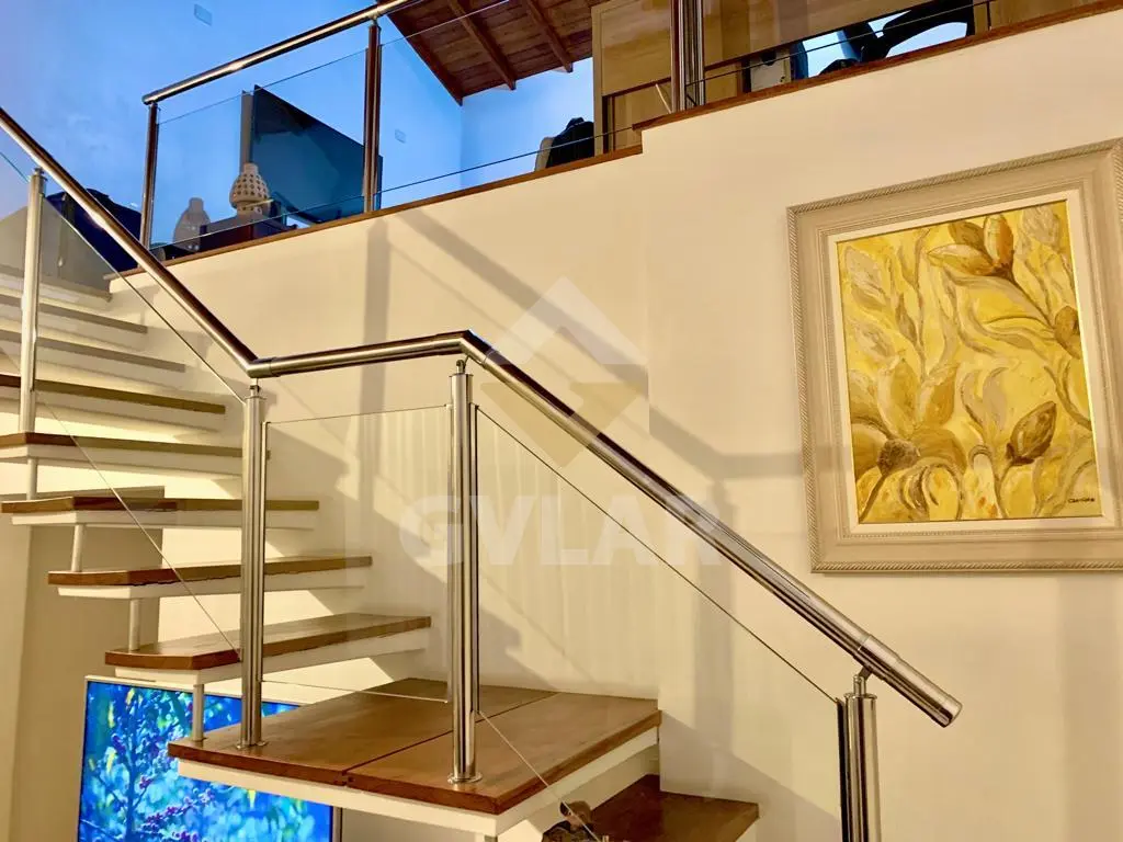 LINDA CASA COM MEZANINO STUDIO - ALTO DA MOOCA